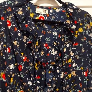 Pretty ruffle blouse Navy